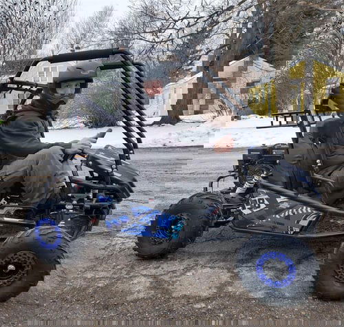 Interceptor XL Mid-size Go Kart, 7hp 4-Stroke Pull Start, Automatic, Full Suspension